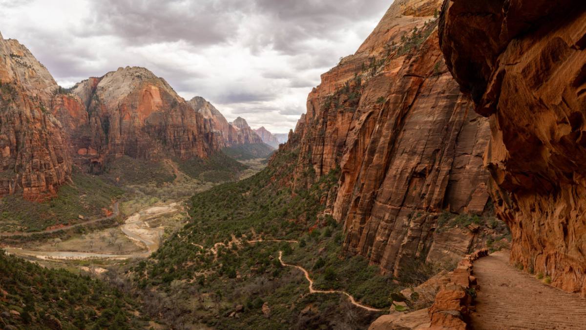 W Rim trail